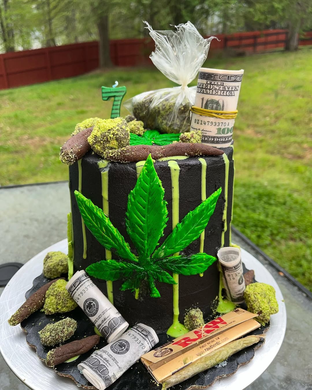 Custom Cannabis Cake